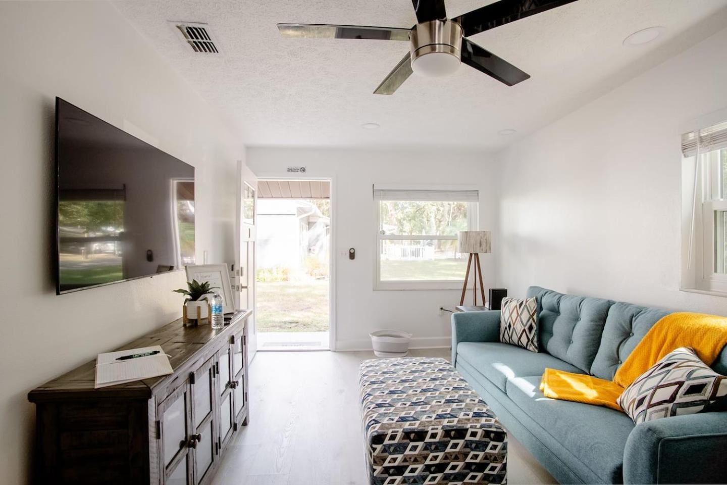 Walk Everywhere! 1-Bedroom Gem In Downtown Hub New Port Richey Εξωτερικό φωτογραφία
