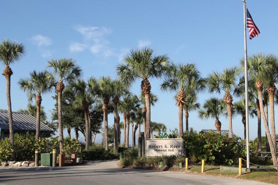Walk Everywhere! 1-Bedroom Gem In Downtown Hub New Port Richey Εξωτερικό φωτογραφία